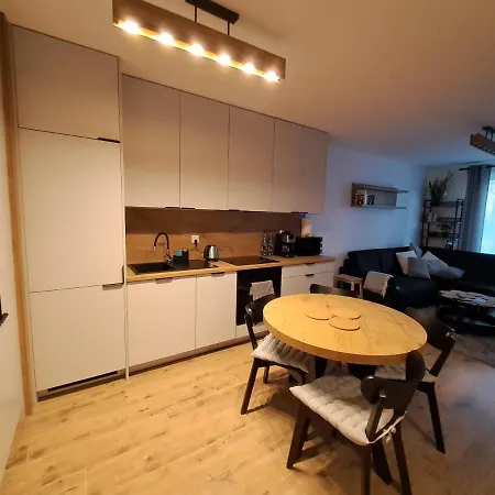 Drwecka Z Indywidualnym Garazem